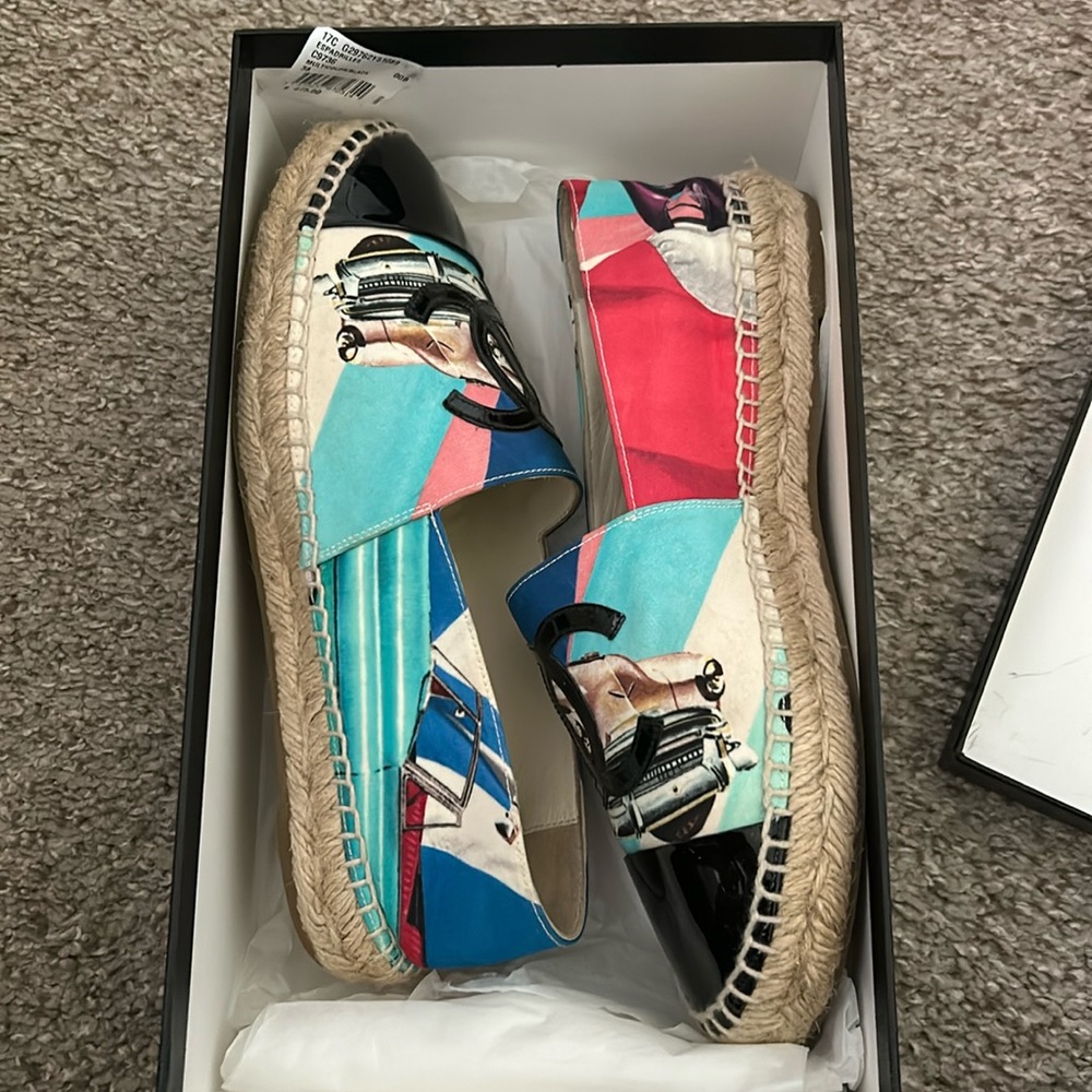 CHANEL 
Fabric Patent CC Espadrilles Multicolor Black